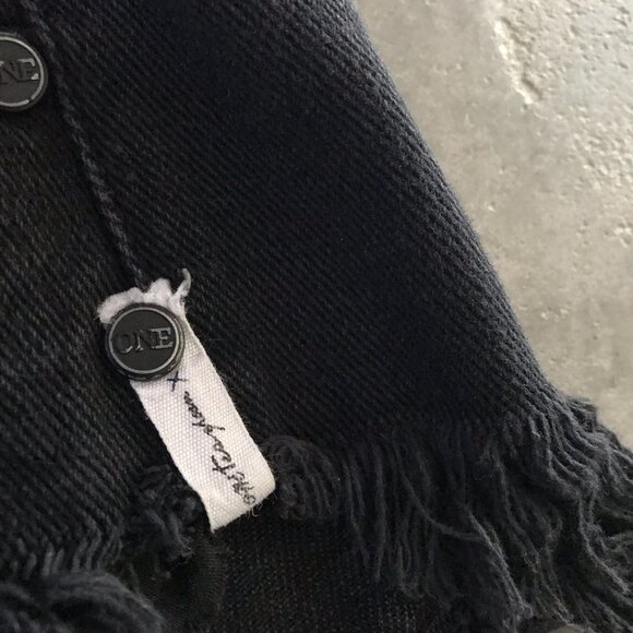 One Teaspoon Bonitas Shorts 26 Black Cut off Denim Button Fly Destroyed Festival - Picture 6 of 14